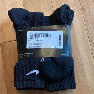 Nike Unisex Dri-Fit Crew Socks